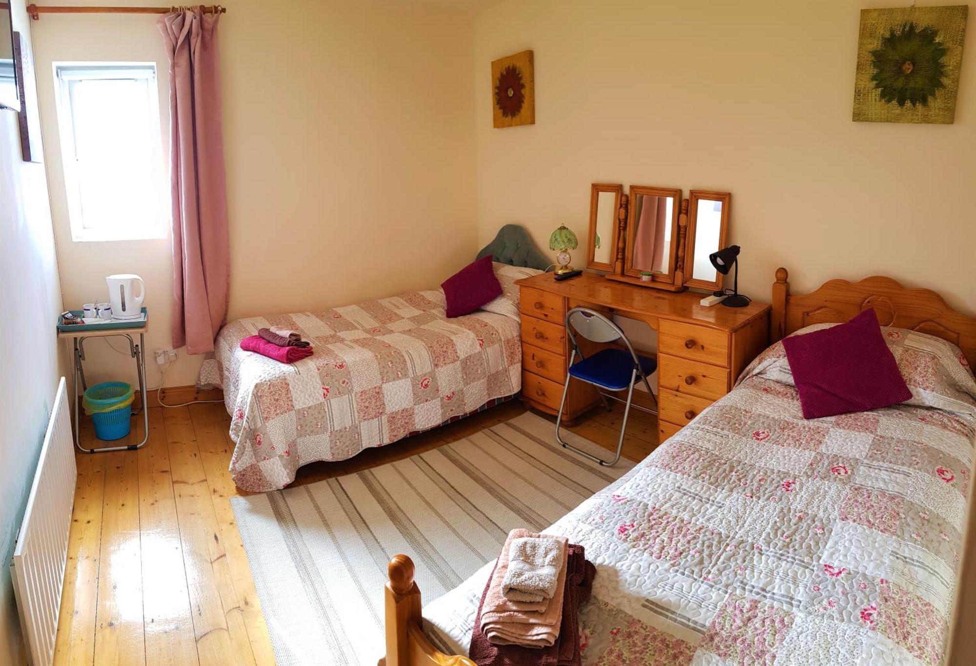 Bernie'S Place Castlebar Buitenkant foto